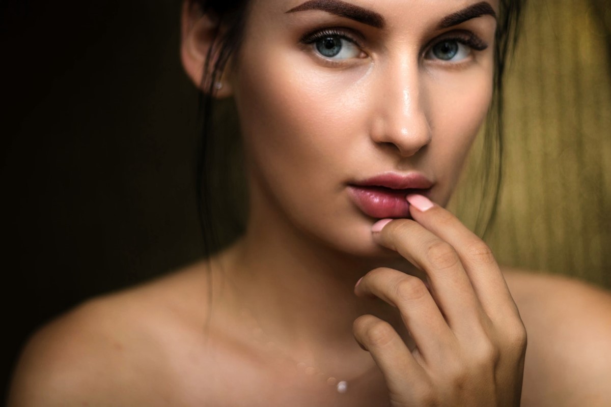 Sechs Make-up-Tipps, um wacher auszusehen