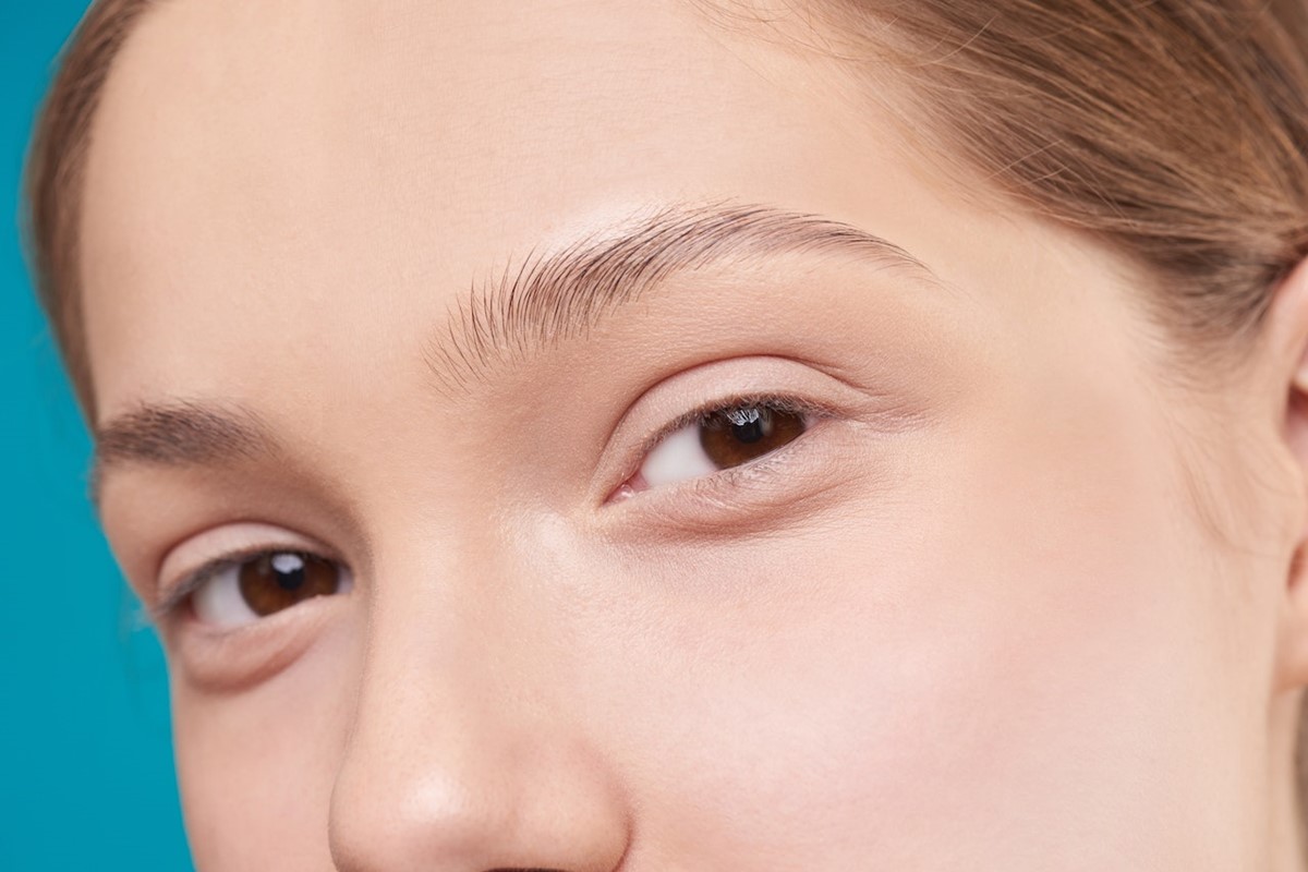 Skinny Brows: Sind schmale Augenbrauen wieder zurück? Und wie kann man den Trend nachmachen?