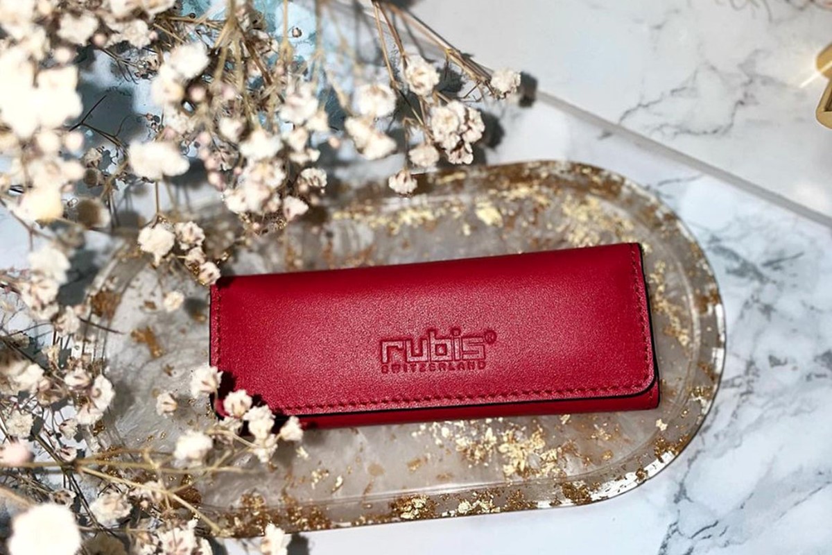 Das Rubis Spiegel-Etui ist eine glamouröse Geschenkidee für Weihnachen (und natürlich das ganze neue Jahr)